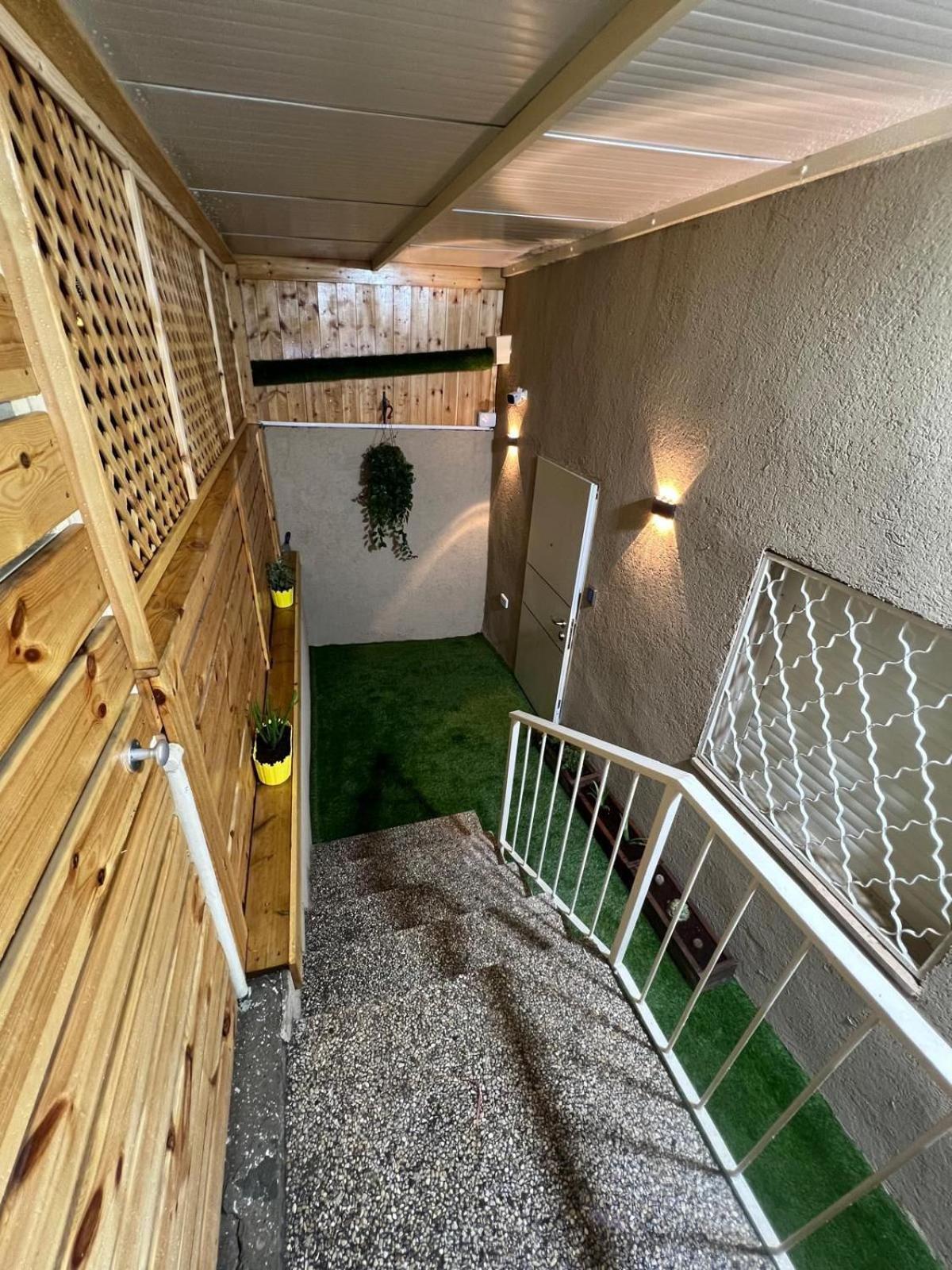 Johny'S Boutique Apartment 하이파 외부 사진